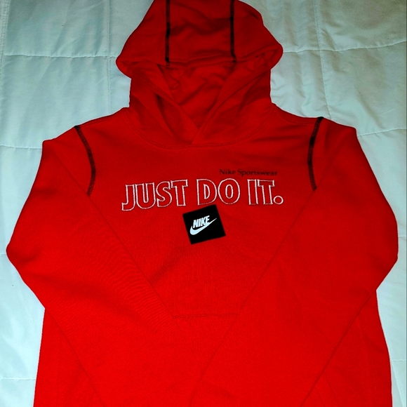 Nike Tops - Nike Hoodie